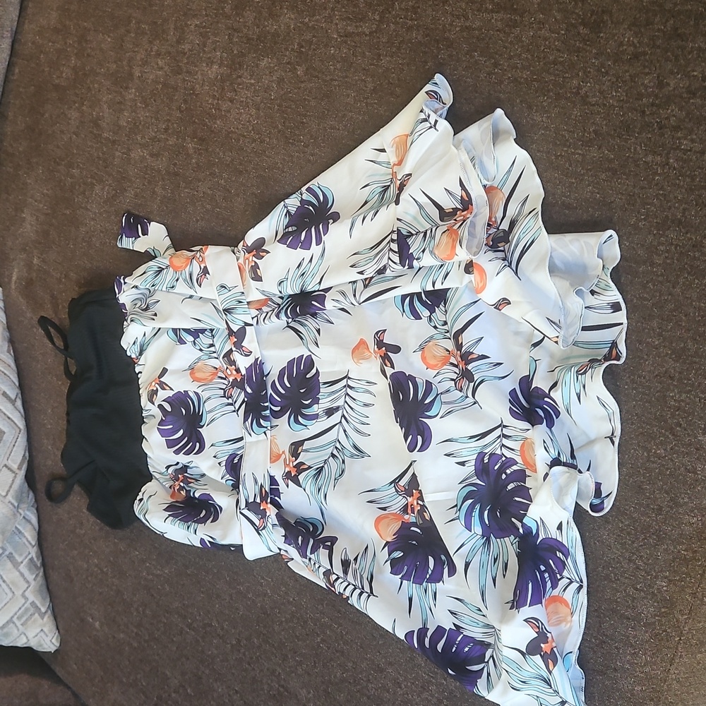 Shein Floral Black and White Kids Dress - Picture 5 of 5